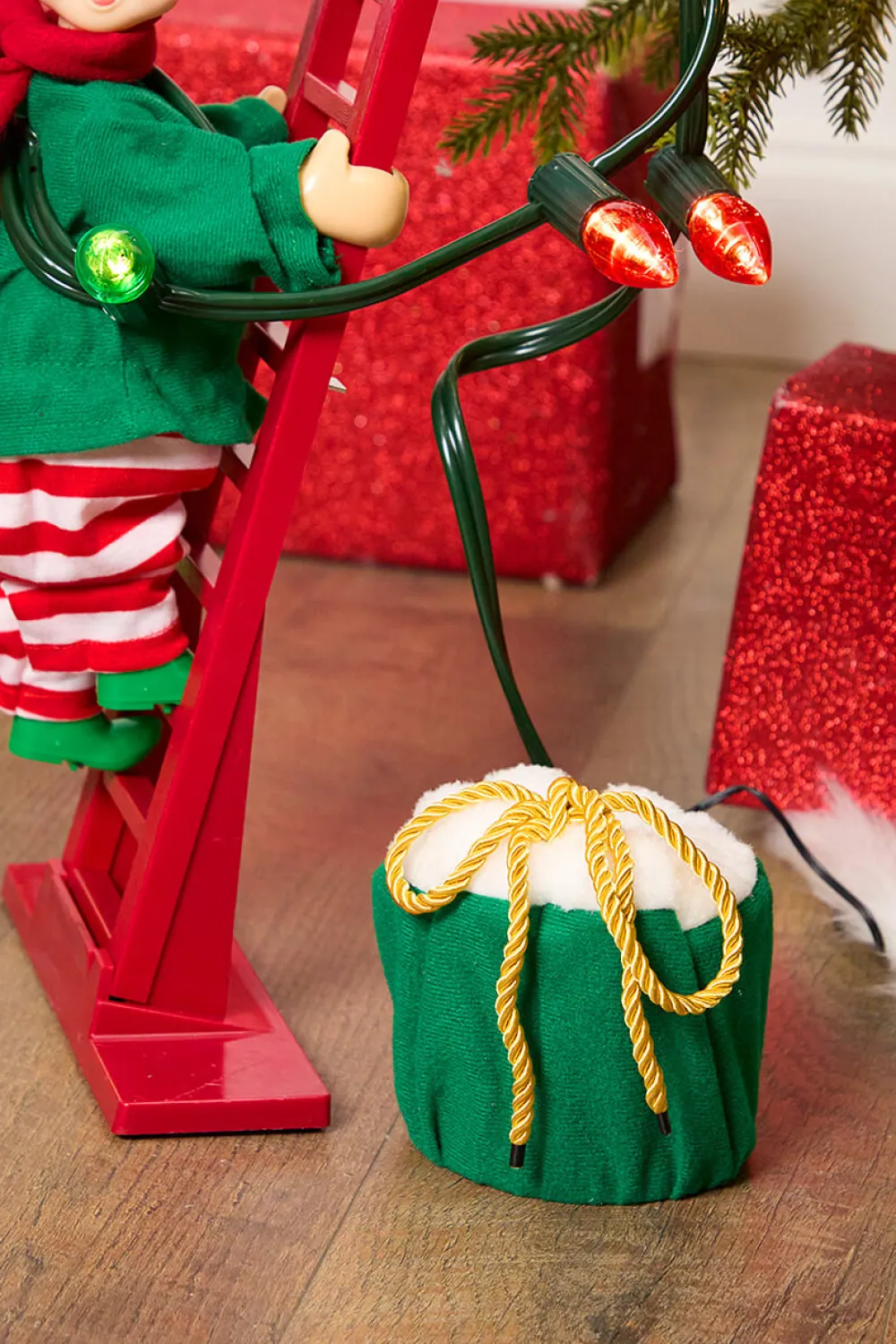 Decorator's Warehouse 43" Original Climbing Elf > Christmas Decor|Mr. Christmas