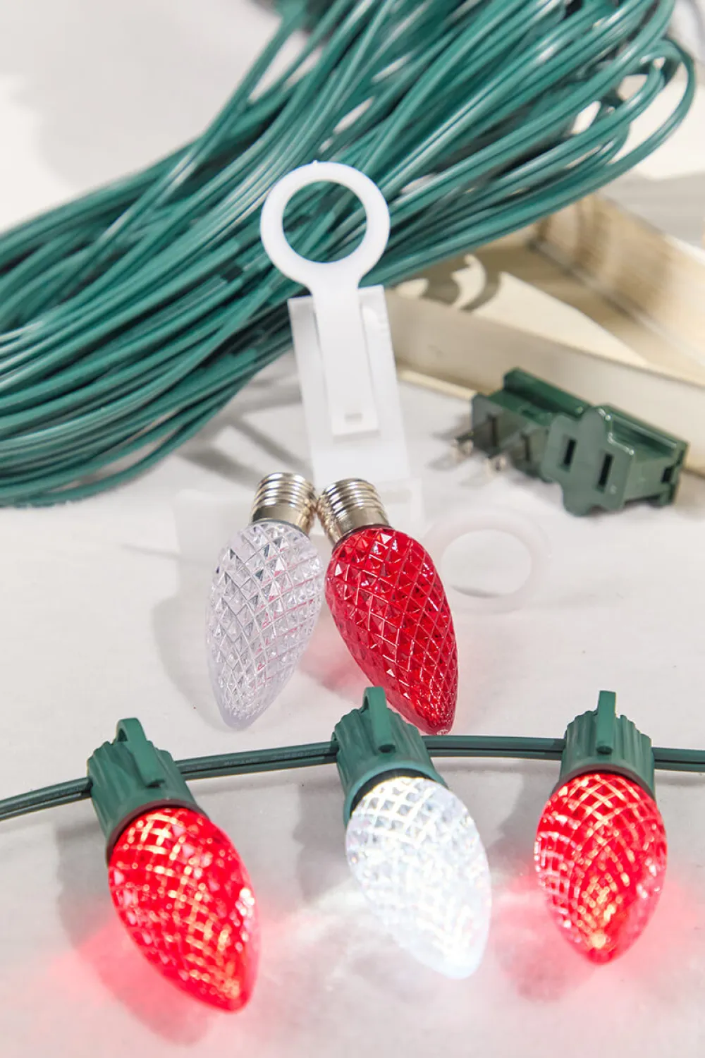 Decorator's Warehouse 100' Outdoor Christmas Lighting Kit - Cool White/Red > Outdoor Christmas Lighting Kits|C9 Bulbs