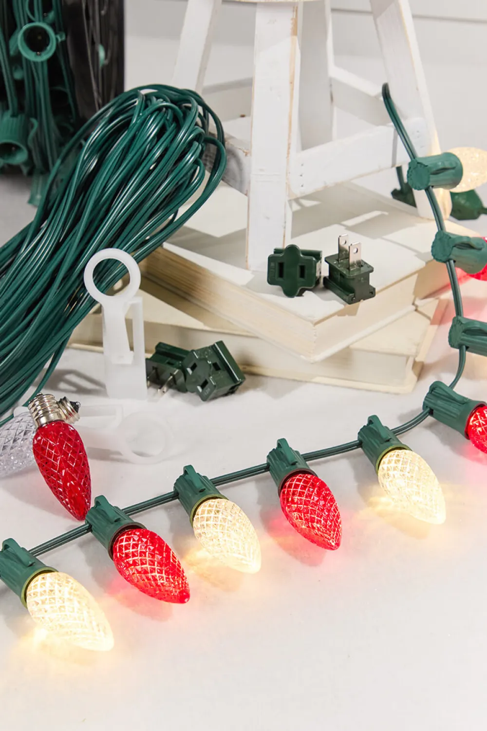 Decorator's Warehouse 100' Outdoor Christmas Lighting Kit - Warm White/Red > Outdoor Christmas Lighting Kits|C9 Bulbs