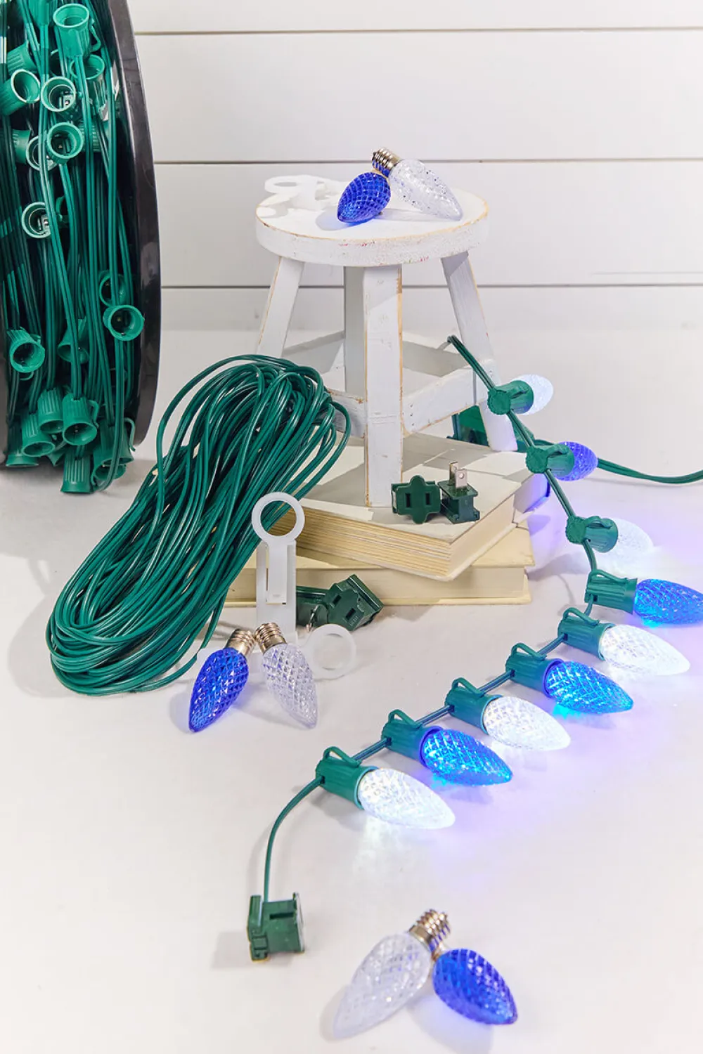 Decorator's Warehouse 500' Outdoor Christmas Lighting Kit - Cool White/Blue > Outdoor Christmas Lighting Kits|C9 Bulbs