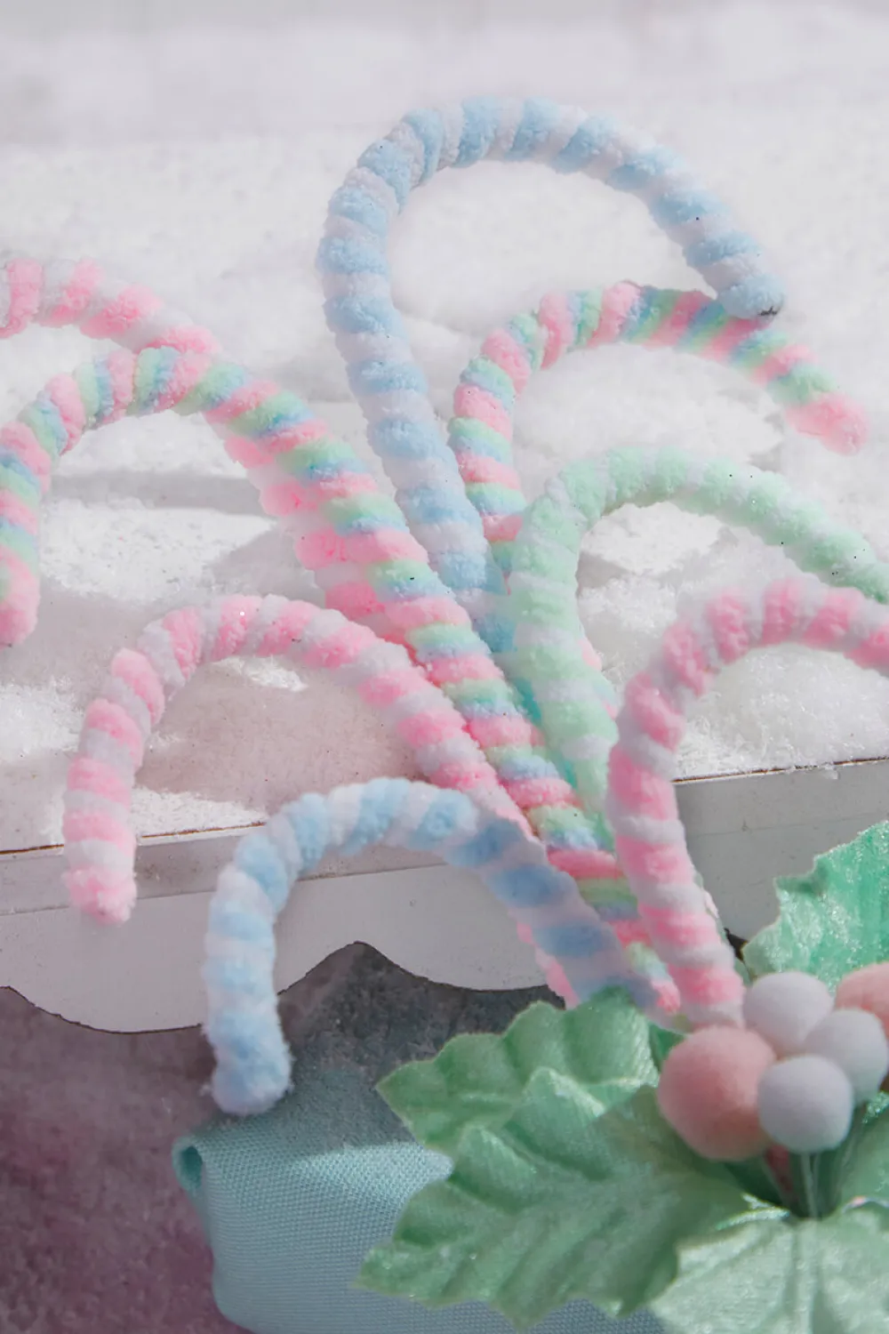 Decorator's Warehouse 13.5” Pastel Candy Cane Bundle Spray > Santa'S Sweet Shoppe|Christmas Sprays