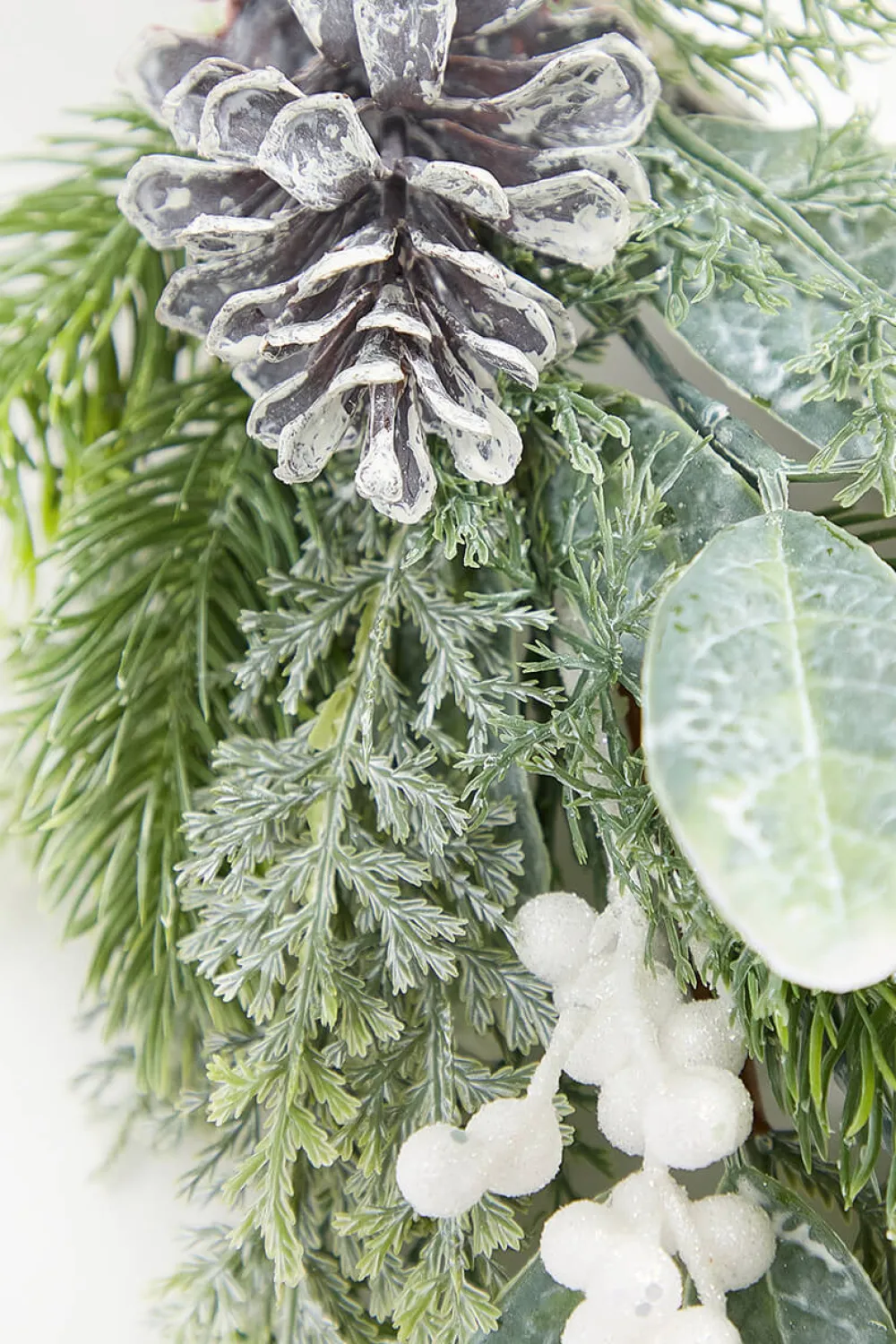 Decorator's Warehouse 22.5" Pinecone Berry Pine Spray > White Christmas|Christmas Sprays