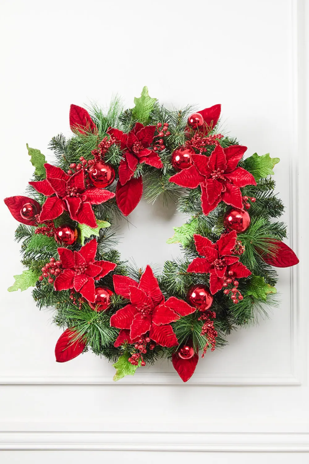 Decorator's Warehouse 32” Pine Wreath With Poinsettias & Ball Ornaments > Cardinal|Christmas Wreaths
