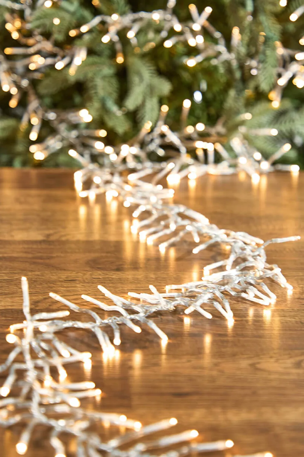 Decorator's Warehouse 12.5' Platinum Elite Cluster Lights - 380L Warm White (Clear Cord) > Twinkle Cluster Lights|Twinkle Cluster Lights
