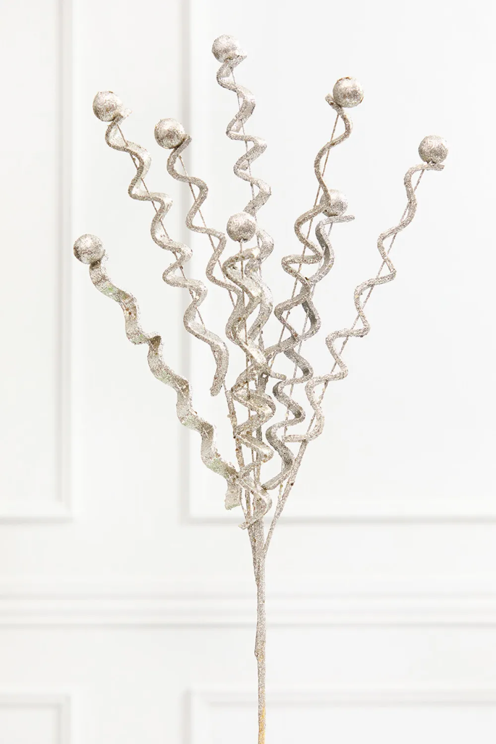 Decorator's Warehouse 28" Platinum Glitter Curly Spray > White Christmas|2026 New Additions
