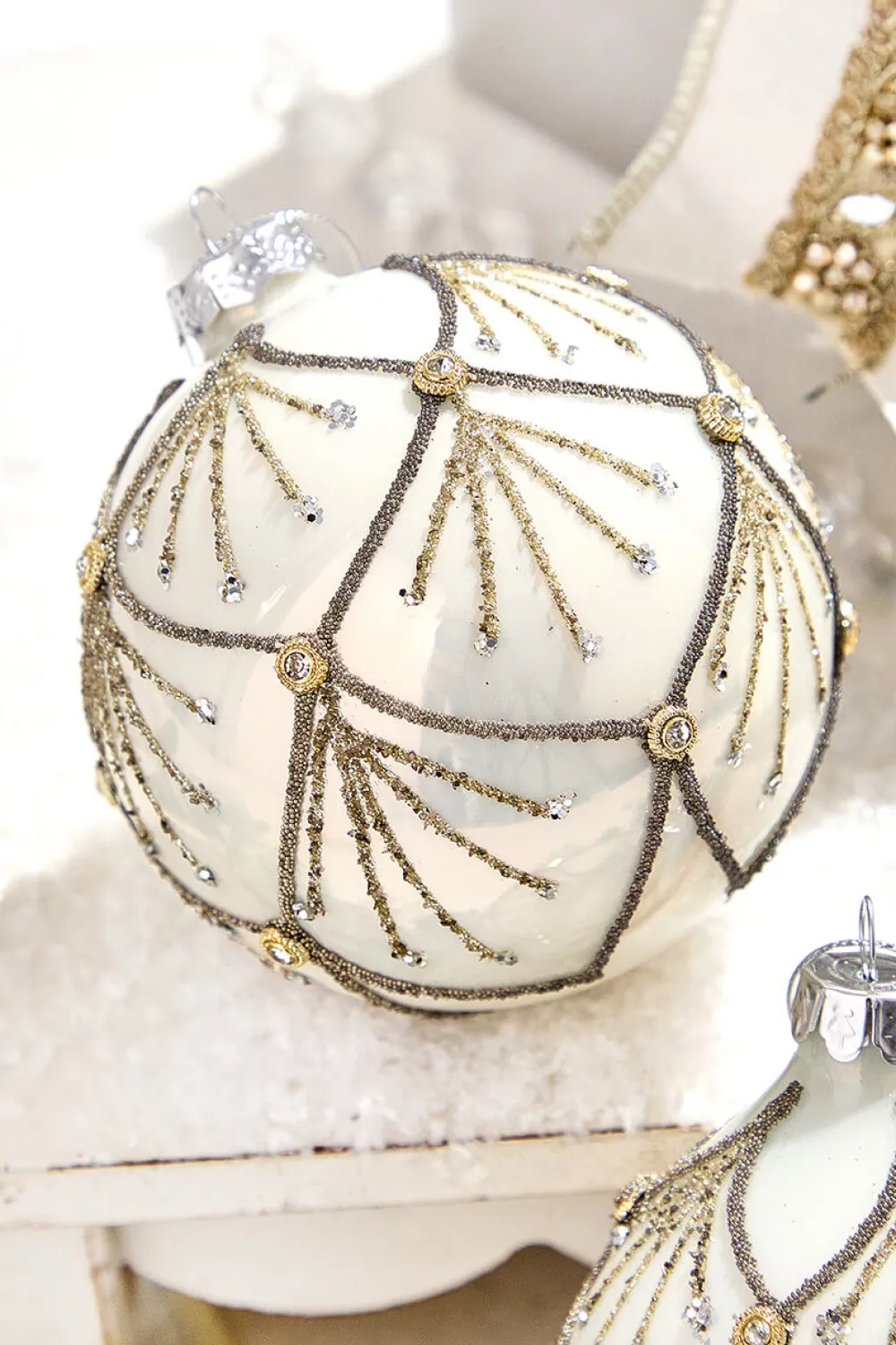 Decorator's Warehouse 4" - 6" Platinum & Gold Glitter Glass Ornament > Christmas Decor|Natural Elegance