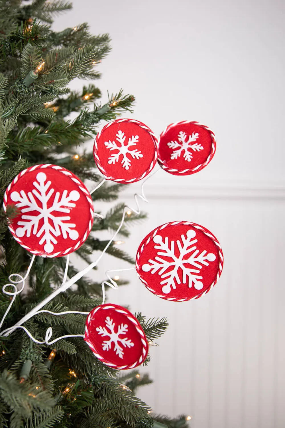 Decorator's Warehouse 26” Red and White Snowflake Spray > Christmas Decor|Christmas Sprays