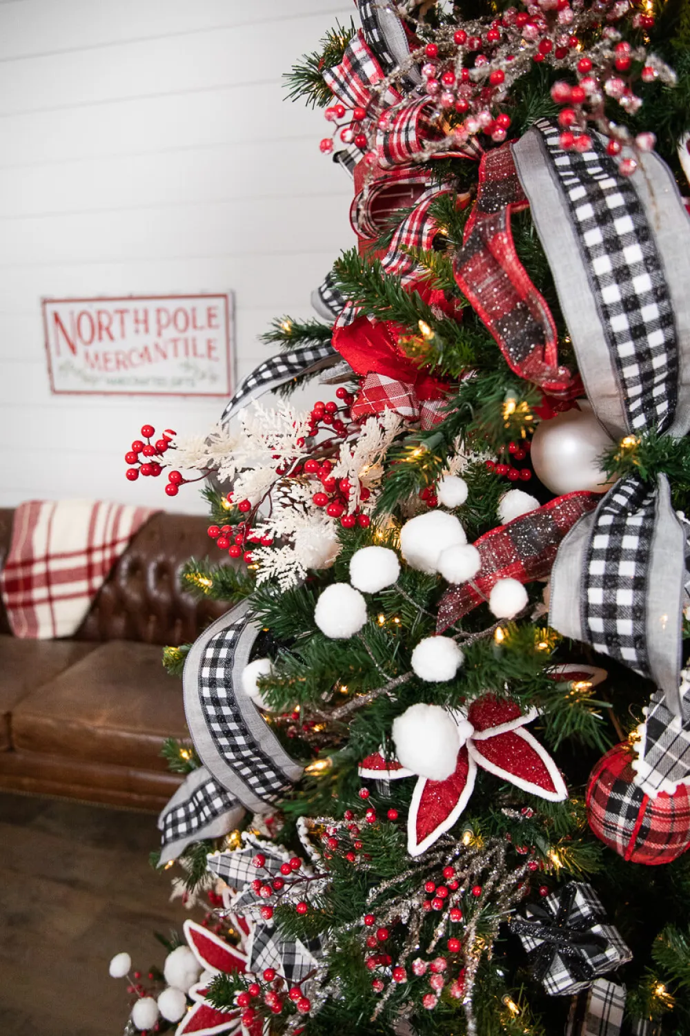 Decorator's Warehouse 29” Red Iced Crabapple Christmas Sprays (Weather Resistant) > Best Sellers|Cardinal