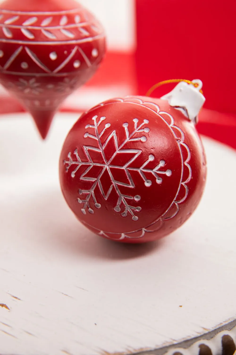 Decorator's Warehouse 5” Red Resin Snowflake Ornament > Cardinal|Christmas Decor