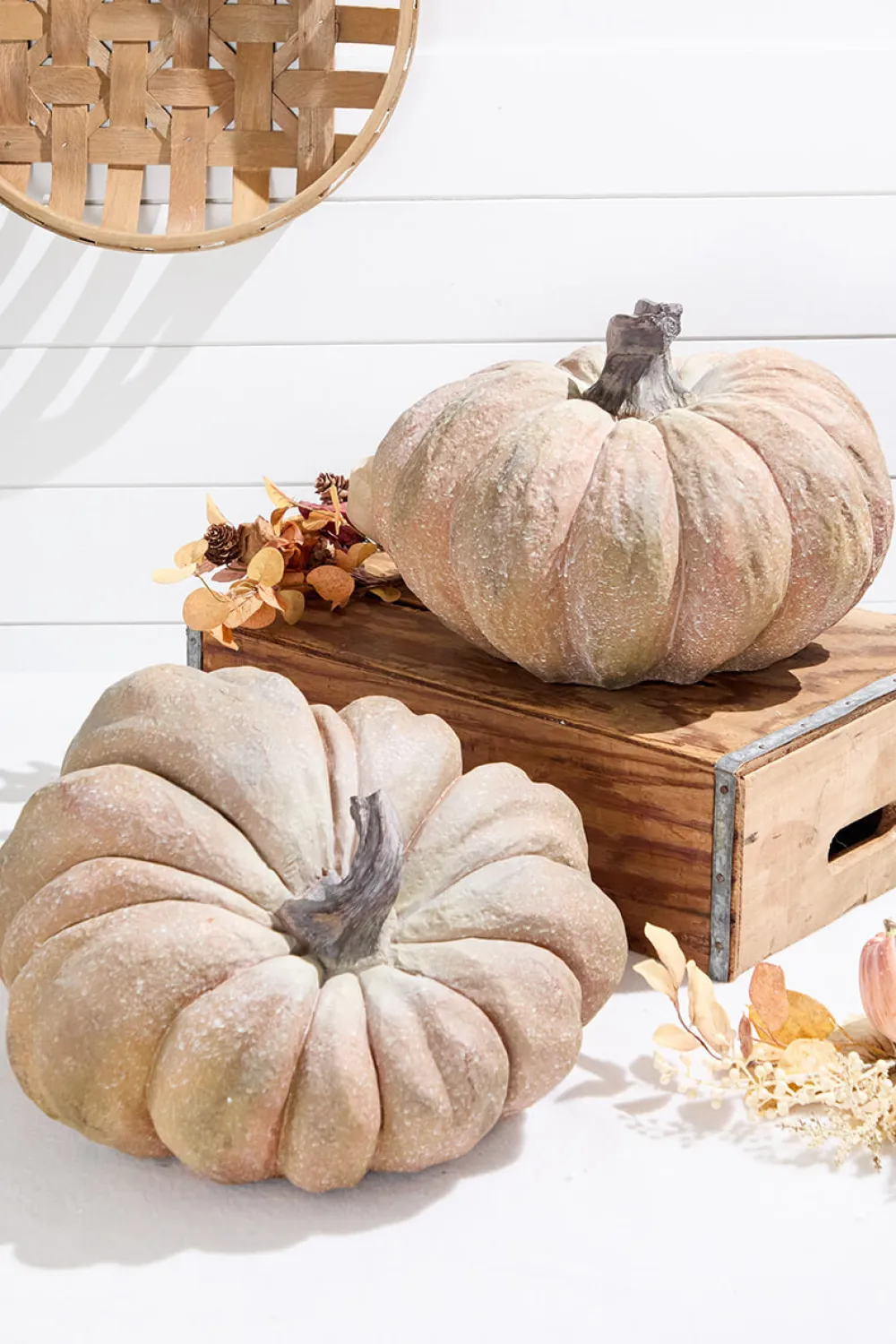 Decorator's Warehouse 18" Resin Aged Pumpkin > Fall Decor|Fall Decor