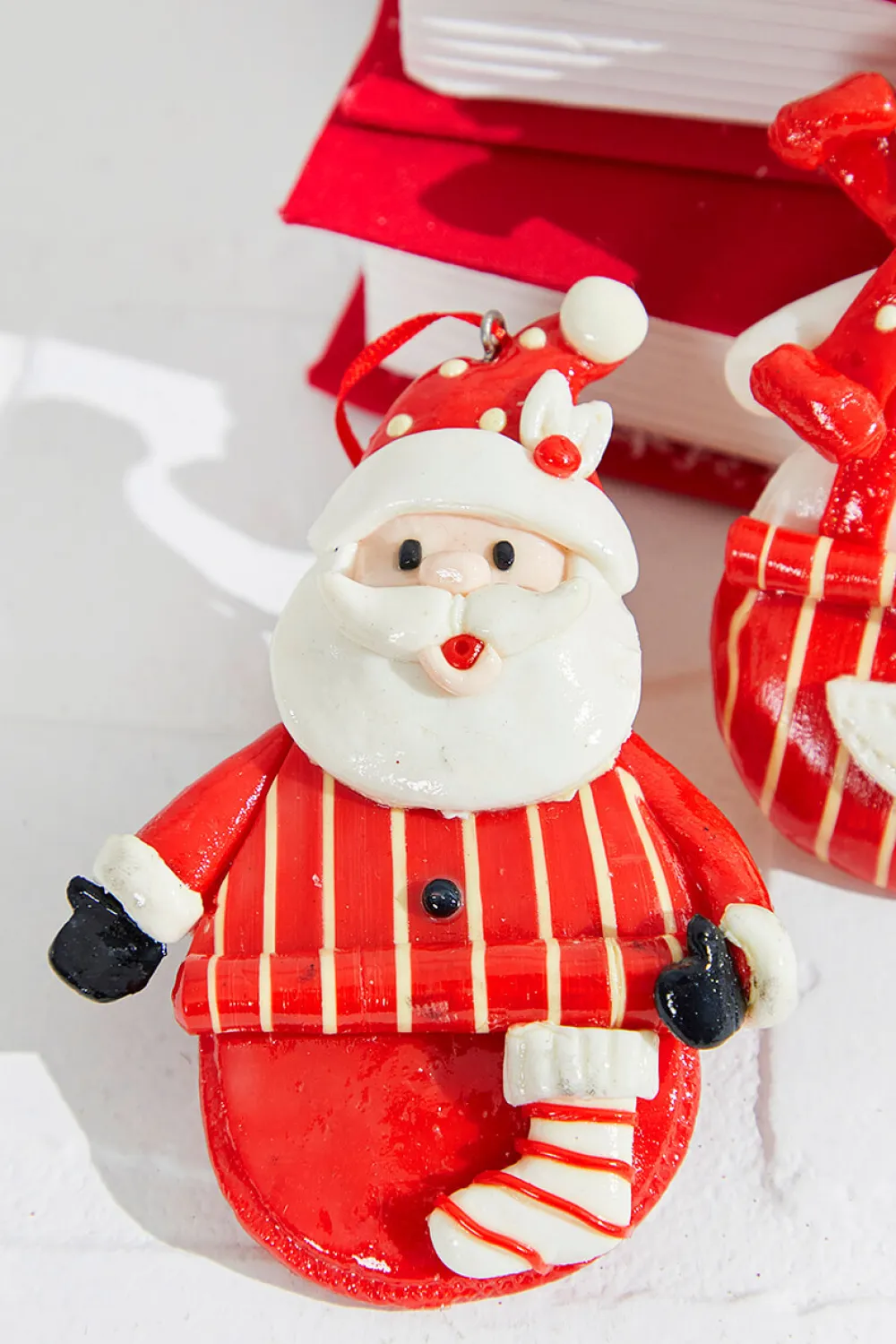 Decorator's Warehouse 4.5" Resin Holiday Santa /Snowman Ornament > Christmas Ornaments|Christmas Decor