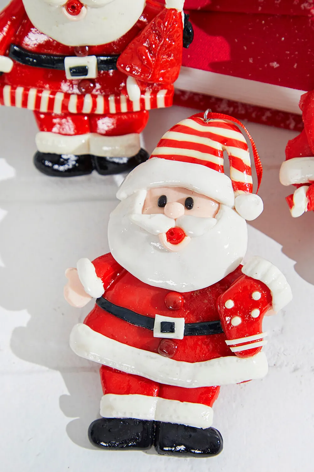 Decorator's Warehouse 5" Santa Resin Ornament > Christmas Ornaments|Christmas Decor