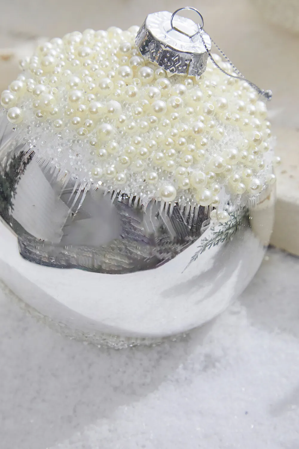 Decorator's Warehouse 5" Silver Christmas Ball Ornament - Set of 6 > White Christmas|Boxed Sets