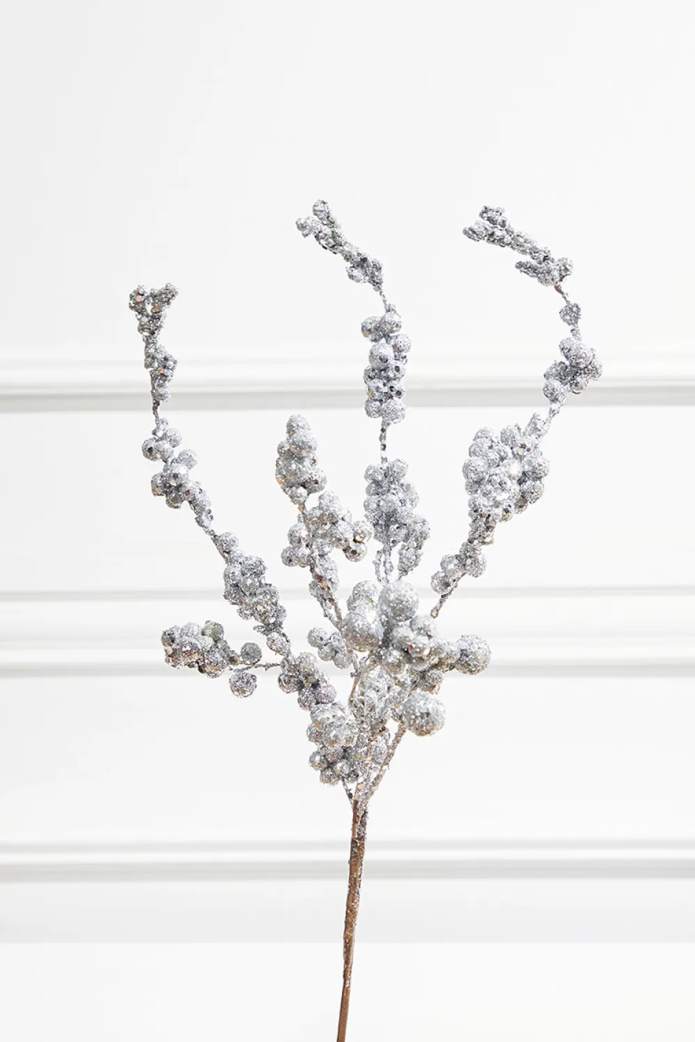 Decorator's Warehouse 18” Silver Glitter Dew Berry Spray > White Christmas|Christmas Sprays