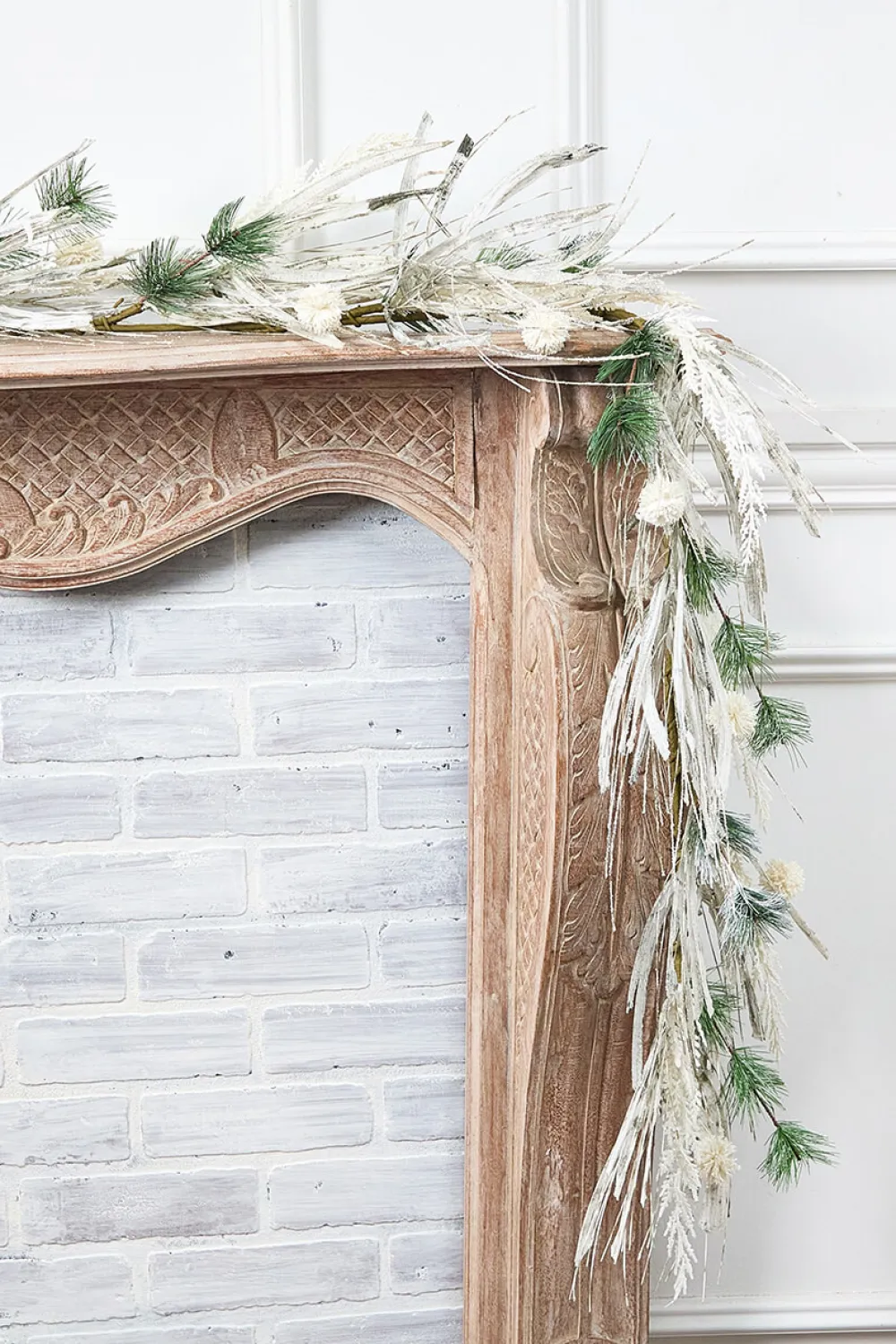 Decorator's Warehouse 5' Snow Cedar Pine Starburst Ball Grass Garland > Winter Woodland|Christmas Decor