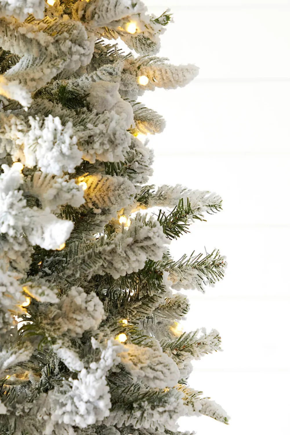 Decorator's Warehouse 9' Snowcrest Pencil Pine Artificial Christmas Tree with 700 Color-Changing Lights > 9 Feet|Christmas Decor