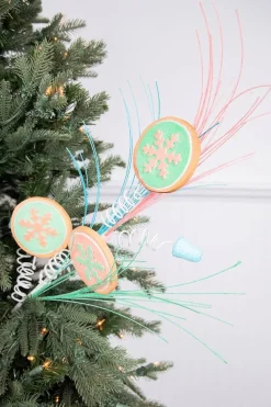 Decorator's Warehouse 30” Snowflake Cookie Gumdrop Spray > Santa'S Sweet Shoppe|Christmas Sprays