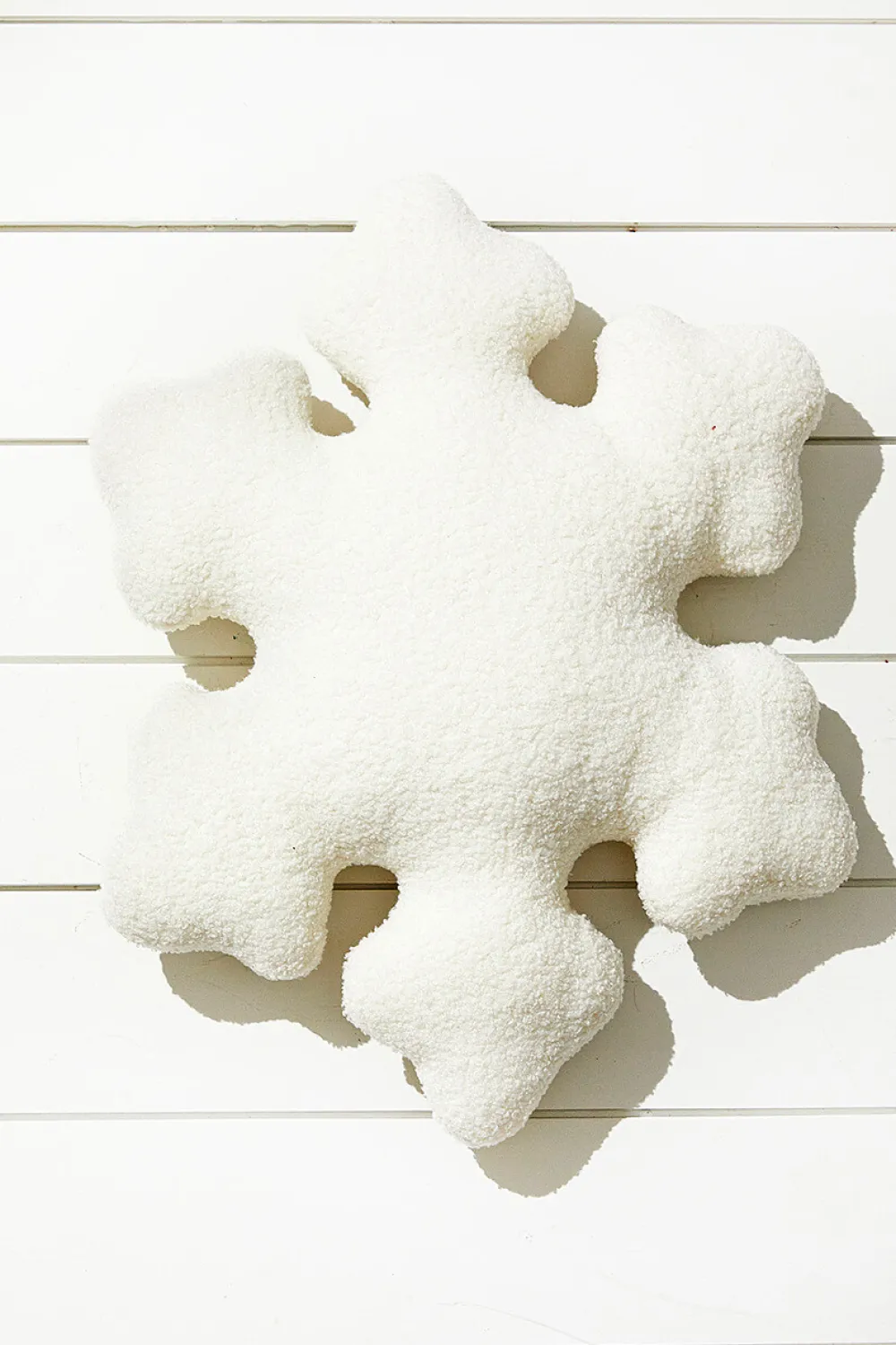 Decorator's Warehouse Snowflake Pillow 19" x14" > Christmas Decor|Christmas Textiles