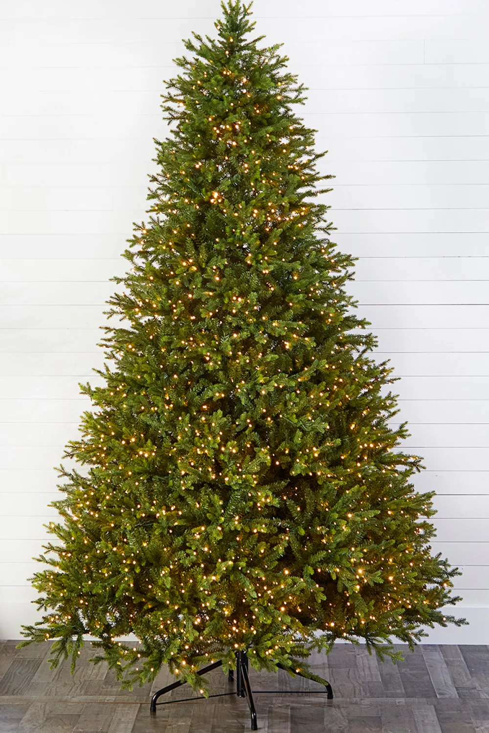 Decorator's Warehouse 10' Southern Fir with 3000 3mm Lights > Green|Color Changing