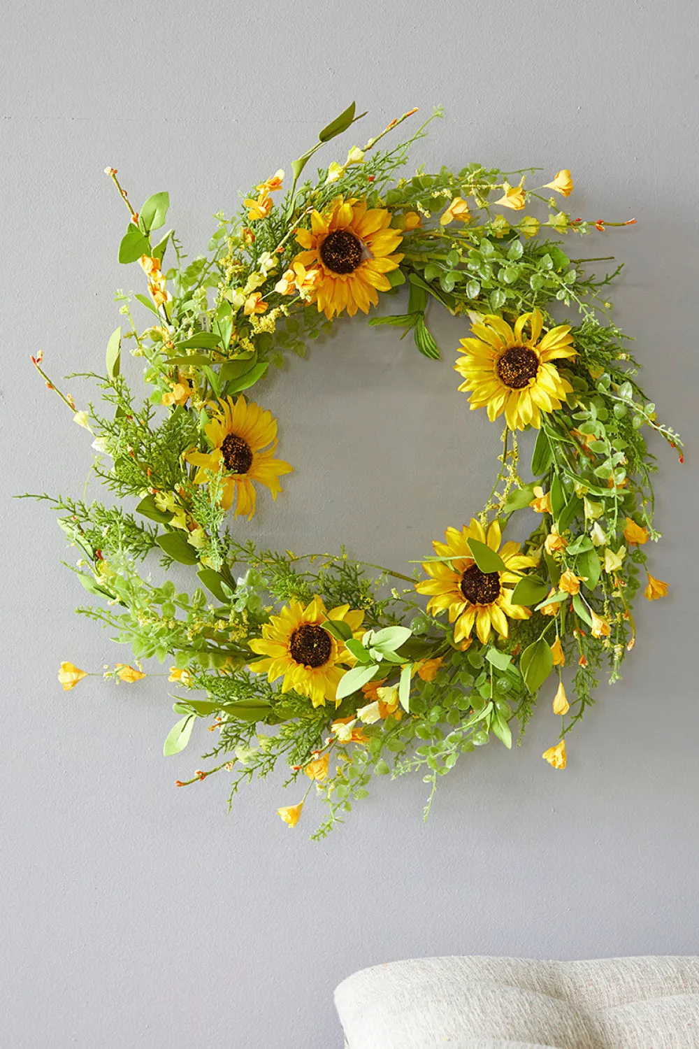 Decorator's Warehouse 22" Sunflower Wreath > Christmas Decor|All Wreaths