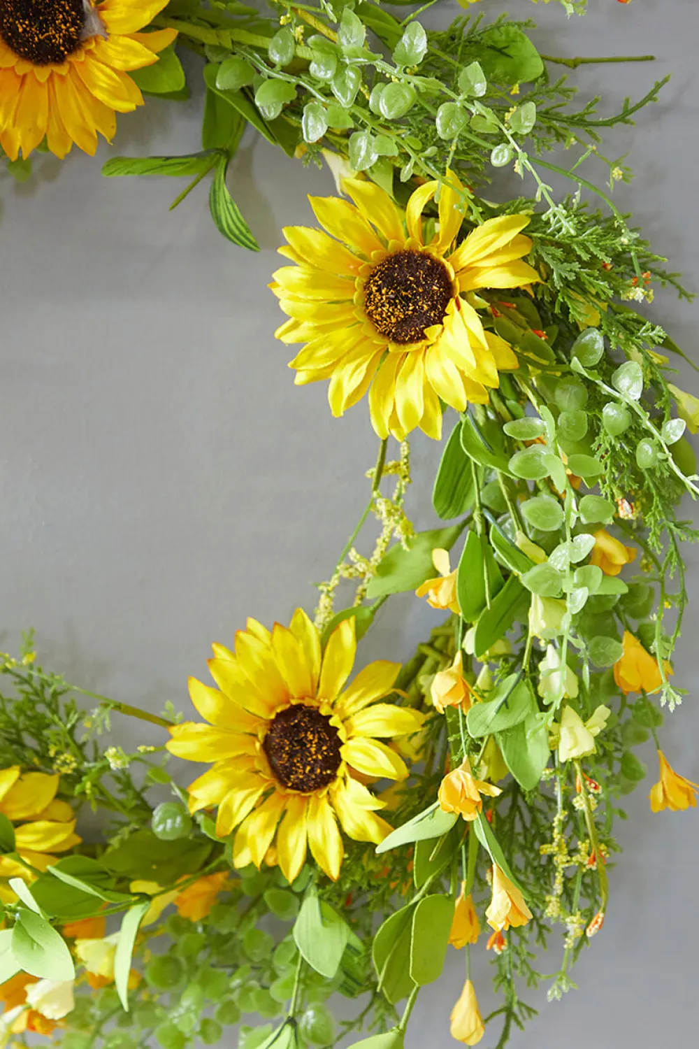 Decorator's Warehouse 22" Sunflower Wreath > Christmas Decor|All Wreaths