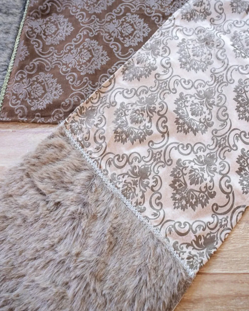 Decorator's Warehouse Taupe Printed Velvet with Fur Trim Table Runner (15"x72") > Christmas Textiles|Gold & Champagne