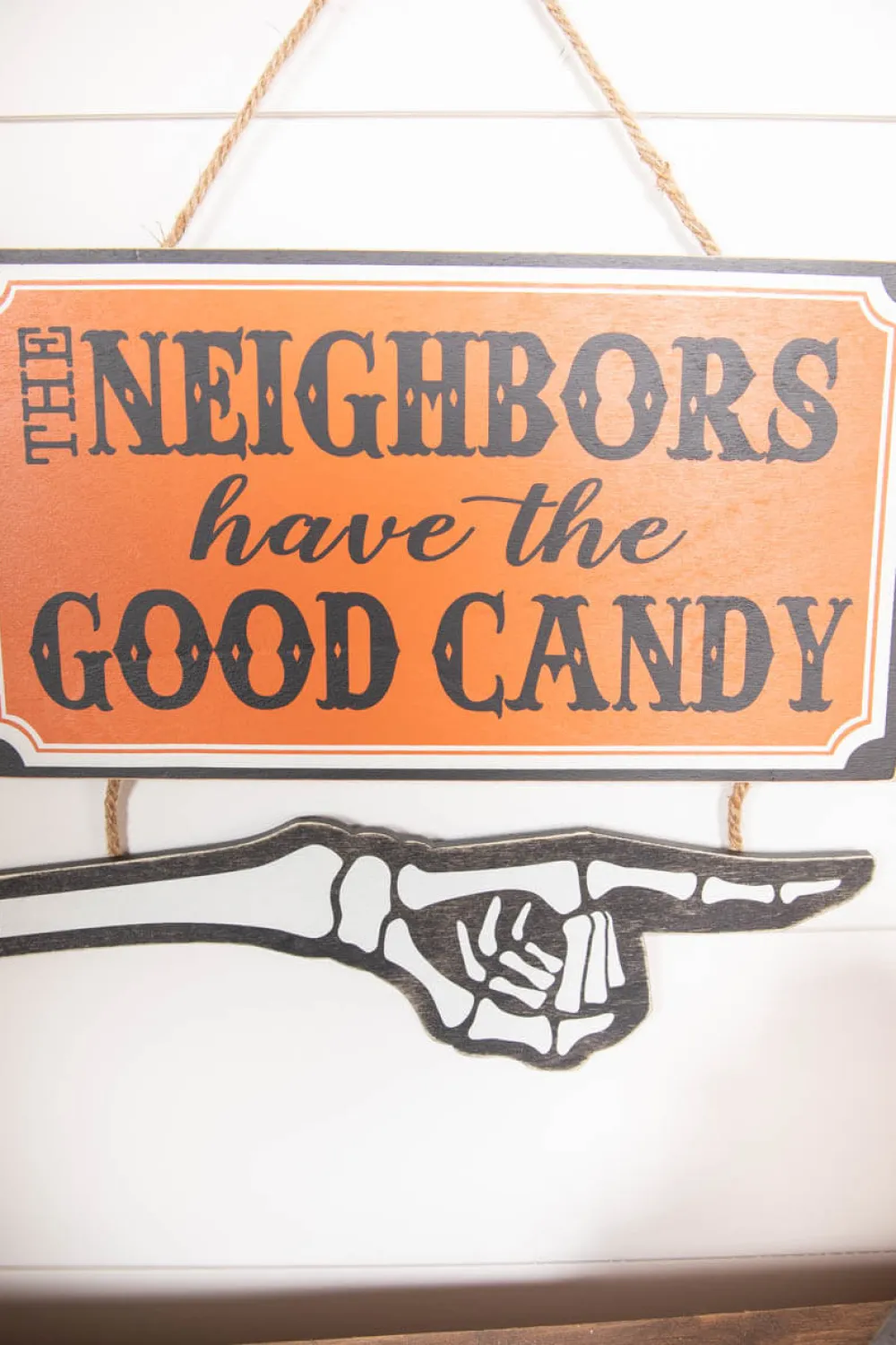 Decorator's Warehouse 13” The Neighbors Have The Good Candy Halloween Sign > Halloween|Halloween