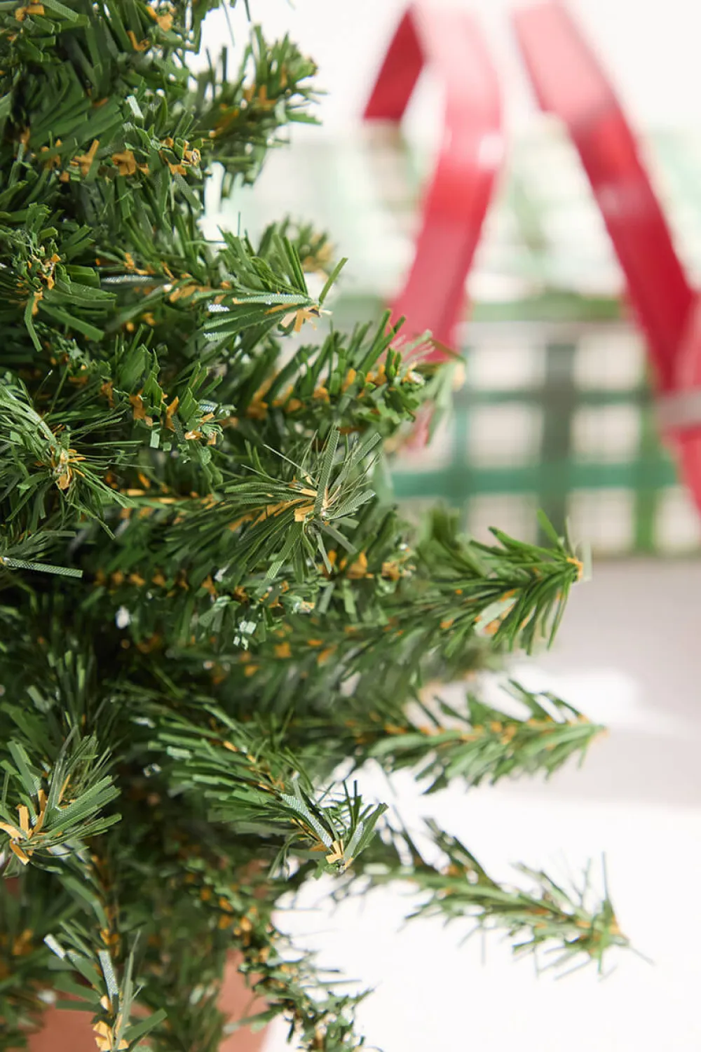Decorator's Warehouse 12" Unlit Canadian Pine > Tabletop & Accent Trees|Christmas Sale