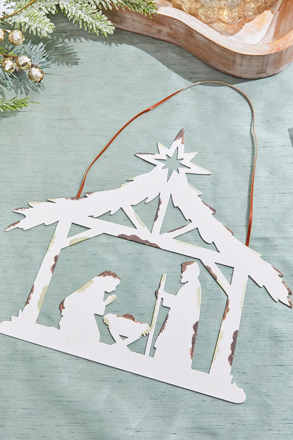 Decorator's Warehouse Wall Hanging Nativity With Holy Family > Nativity Sets|Nativity Ornaments