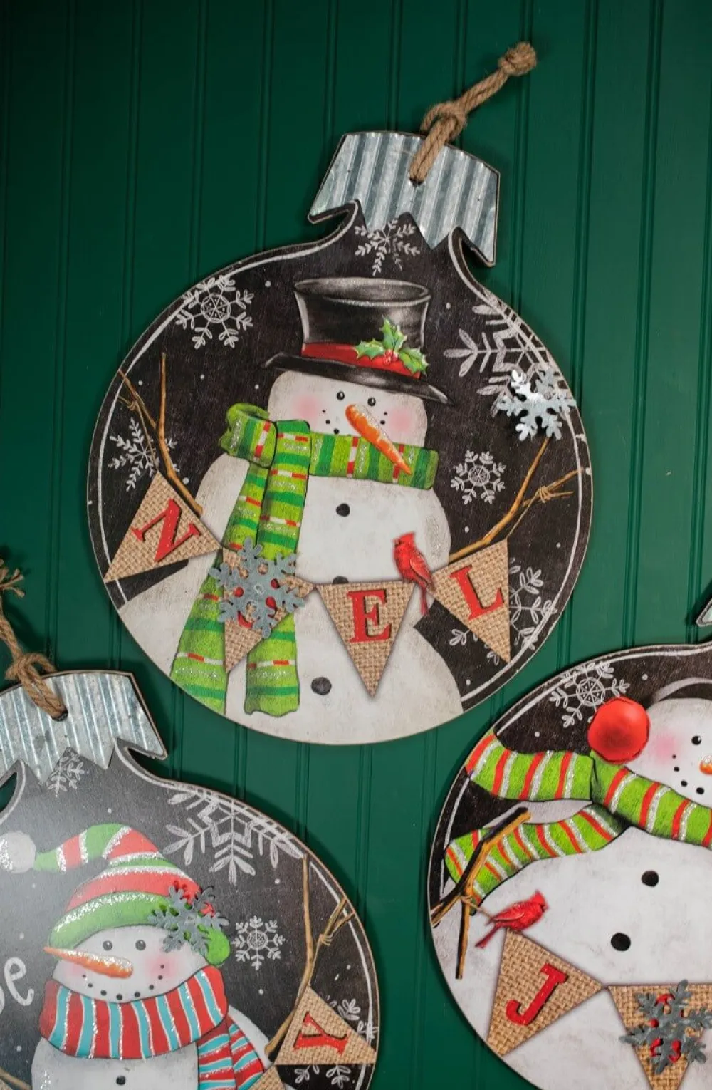 Decorator's Warehouse 18.9” Wood and Metal Snowman Ornament Plaque > Christmas Sale|Christmas Decor