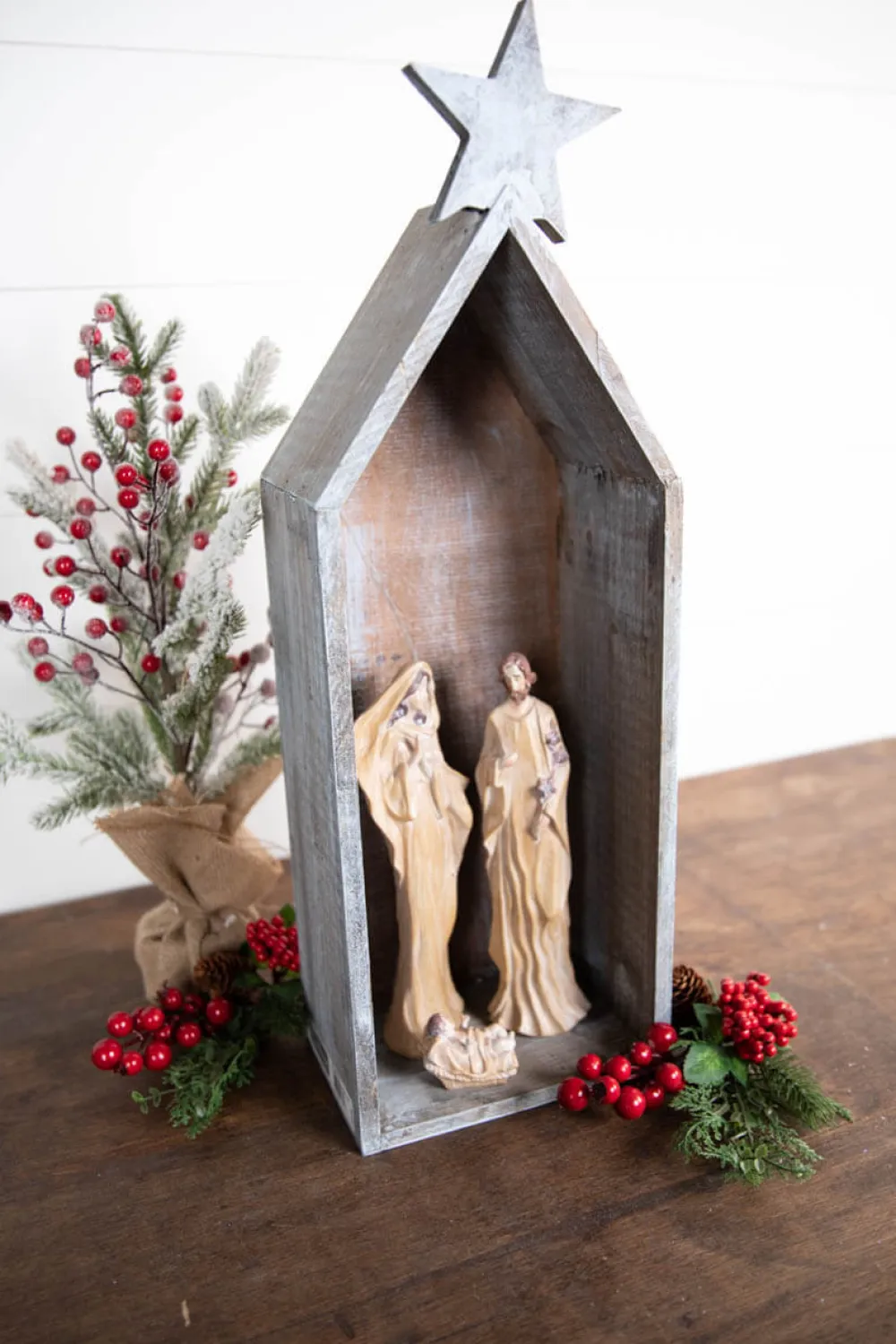 Decorator's Warehouse 42” Wood Manger House With Star > Sale|Christmas Sale