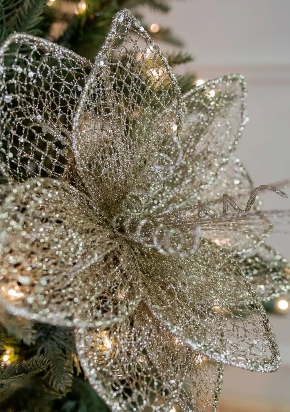 Decorator's Warehouse 24” x 12" Champagne Glitter Sequin Mesh Poinsettia Stem > Christmas Decor|Natural Elegance