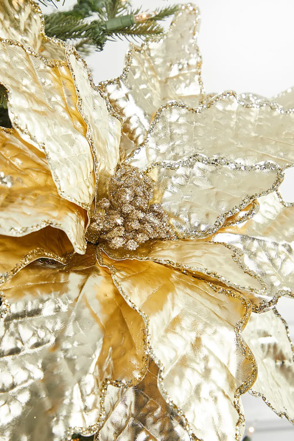 Decorator's Warehouse 26" x 20" Champagne Metallic Christmas Stem > Gold & Champagne|Natural Elegance