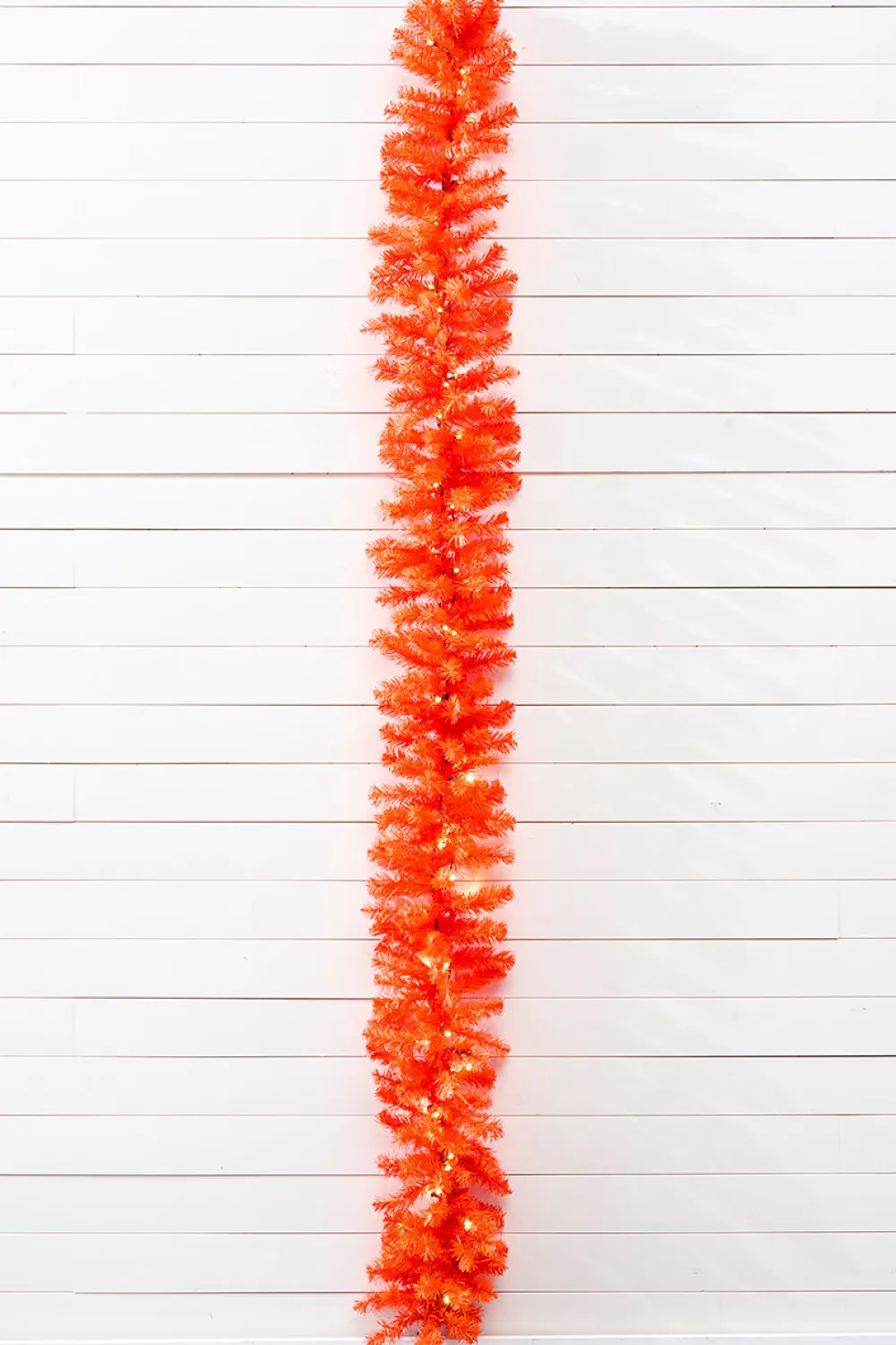 Decorator's Warehouse 9' x 12" LED Orange Garland > Christmas Decor|Outdoor Lighting