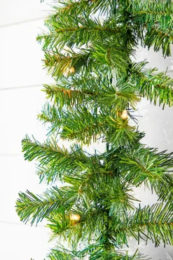 Decorator's Warehouse 9' x 10" Norway Pine Garland 200T/50Clear/Outdoor/UL > Christmas Decor|Outdoor Lighting