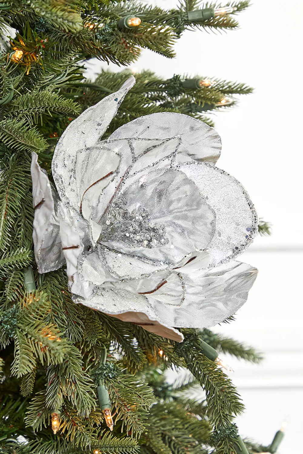 Decorator's Warehouse 22" x 11" Silver Flower Metallic Stem > White Christmas|Christmas Decor