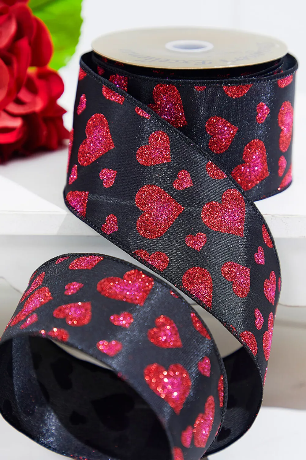 Decorator's Warehouse 2.5" x 10 Yards Red Glitter Heart Black Ribbon > Valentine'S Ribbon|Christmas Decor