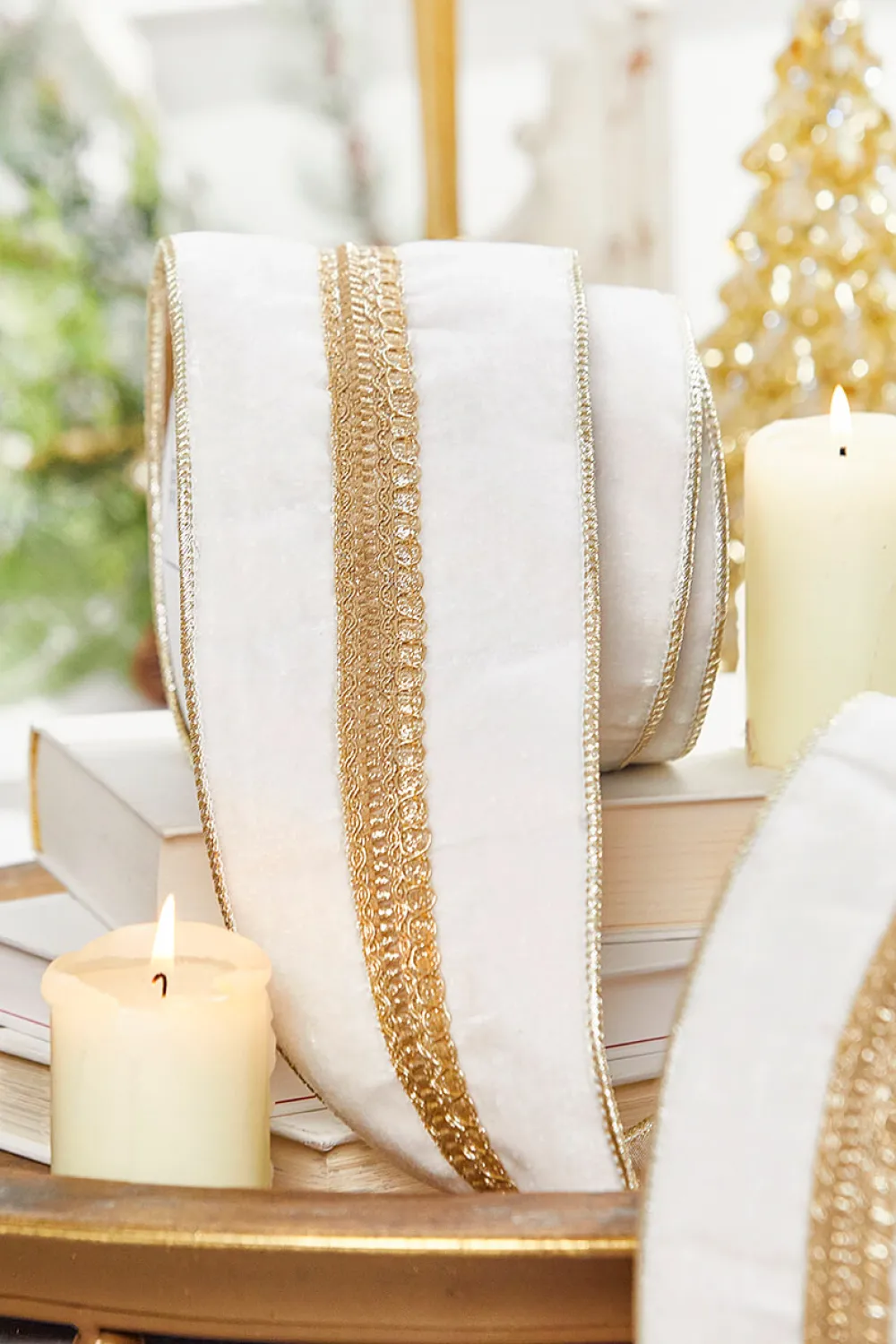 Decorator's Warehouse 4" x 5 Yard White and Gold Velvet Ribbon > Christmas Ribbon|Christmas Decor