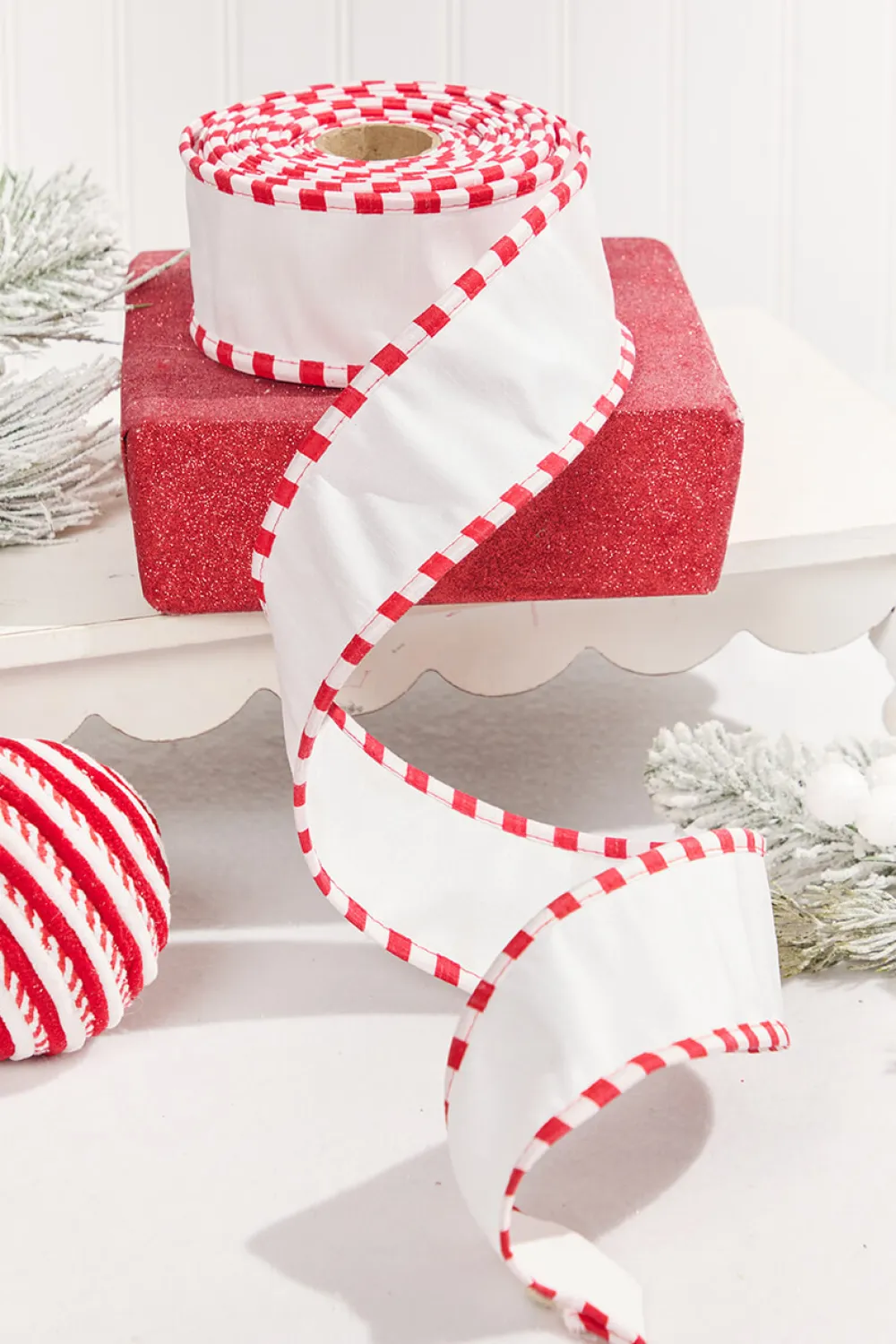 Decorator's Warehouse 2.5" x 10 Yard White Dupioni with Red & White Piping Ribbon > Christmas Ribbon|Christmas Decor